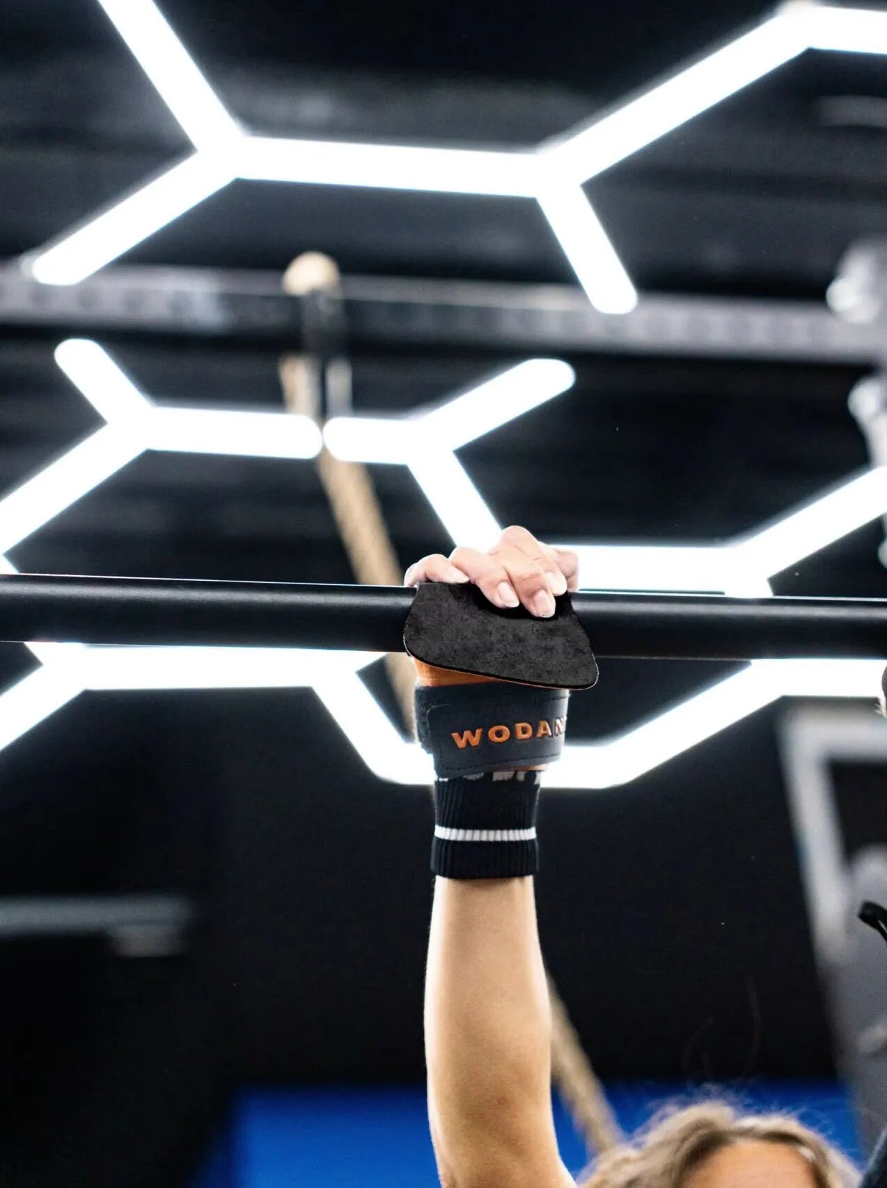 for the best performance Grip without chalk take Powergrip Fusion orange by Wodandgo
