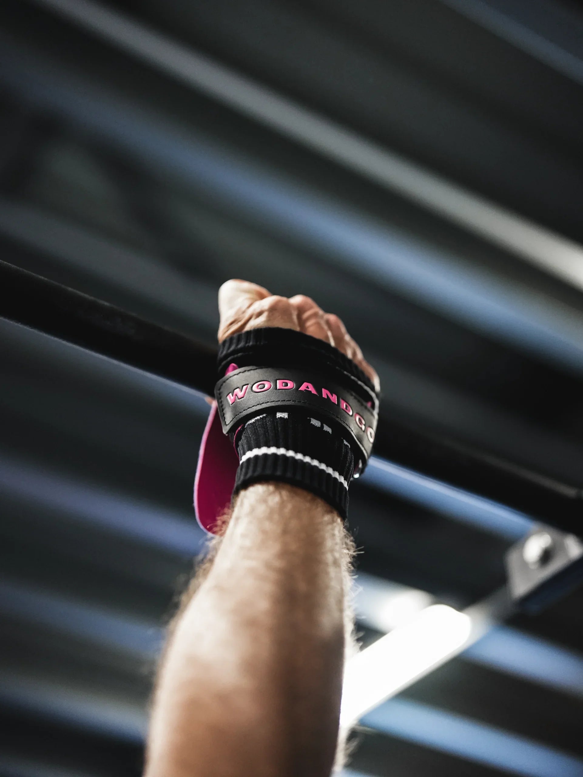 Maniques gym powergrip fusion rose sans magnésie, la meilleure adhérence pour une performance inégalé 