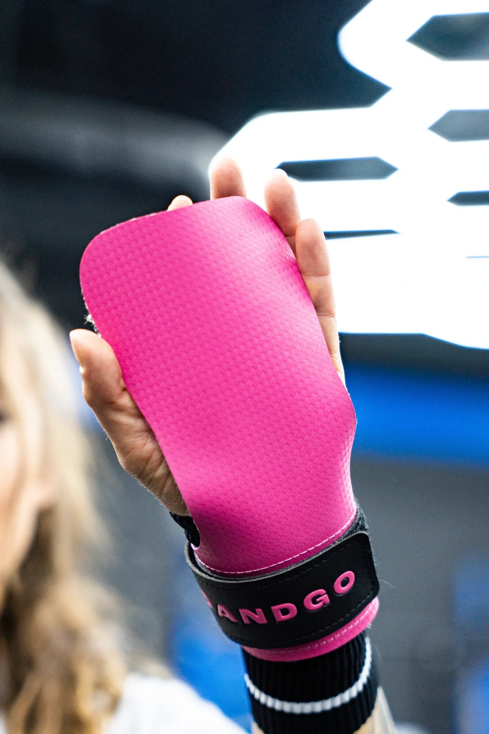 Maniques gym powergrip fusion rose sans magnésie, le meilleur grip du marché 