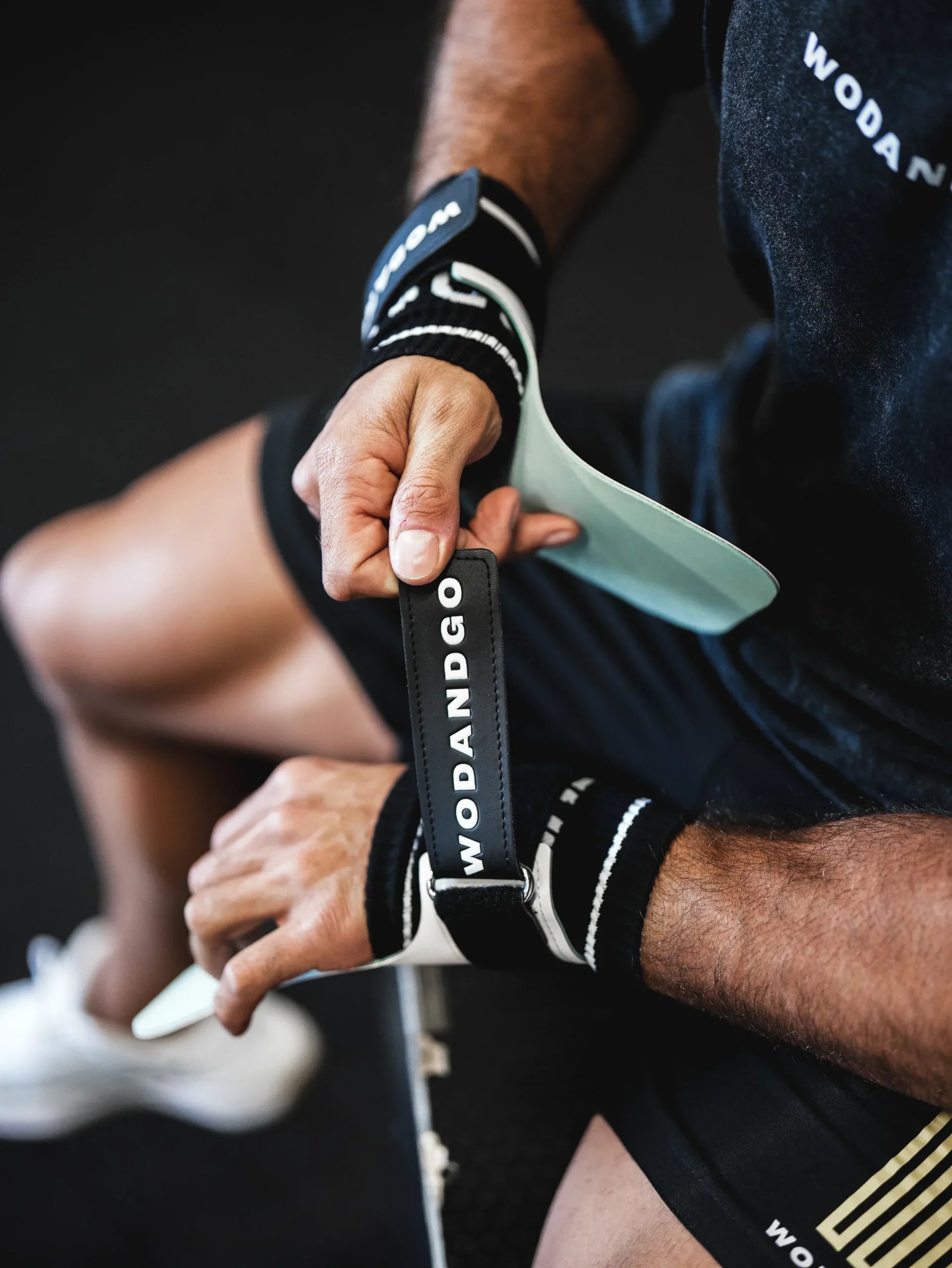 Maniques gym sans magnesie powergrip fusion blanche pour une maxi adhérence